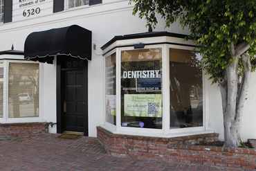 Outside Our Dental Office. Cosmetic Dentist Los Angeles